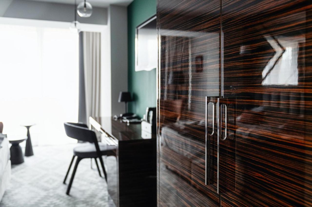 Rysy Boutique Hotel Ζακοπάνε Εξωτερικό φωτογραφία High gloss lacquer finish