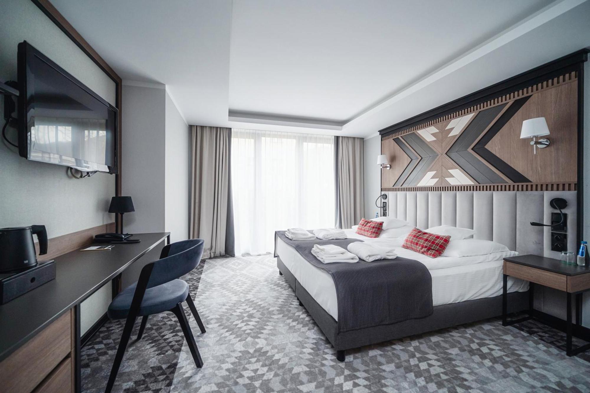 Rysy Boutique Hotel Ζακοπάνε Δωμάτιο φωτογραφία A room at the hotel